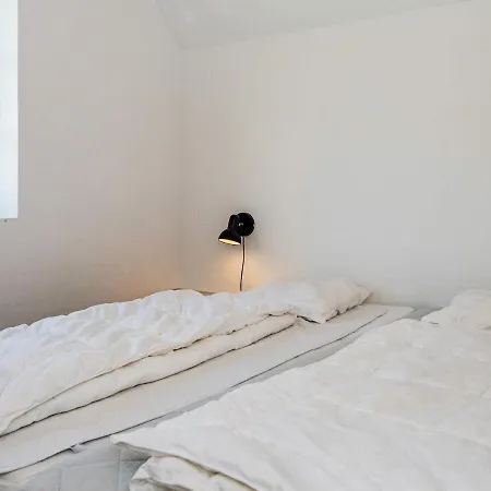 Seven-bedroom Holiday In Ulfborg 4 *