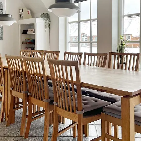 Seven-bedroom Holiday In Ulfborg 4 Vakantiehuis